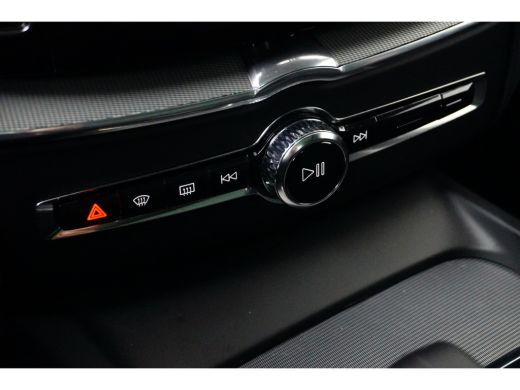 Volvo  XC60 Recharge T6 AWD Ultimate Dark | 360 Graden Camera | Apple carplay | Audio installatie premium ActivLease financial lease