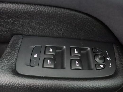 Volvo  XC60 T8 AWD Momentum Pro | Pilot Assist | BLIS | Stoel + Stuurwielverwarming | Panoramisch schuif/kant... ActivLease financial lease