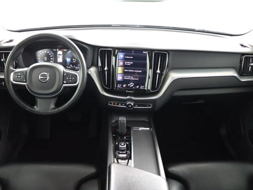 Volvo  XC60 T8 AWD Momentum Pro | Pilot Assist | BLIS | Stoel + Stuurwielverwarming | Panoramisch schuif/kant... ActivLease financial lease