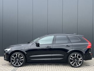 Volvo  XC60 Volvo Recharge T6 AWD Ultimate Dark | 360 Graden Camera | Apple carplay | Audio installatie premium