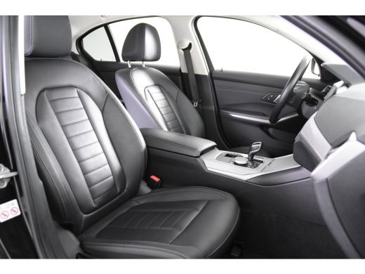 BMW 3-serie 330e *1ste Eigenaar*Leer*Navigatie*Carplay* ActivLease financial lease