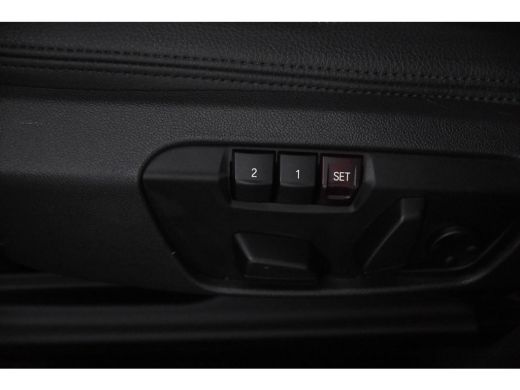 BMW X1 sDrive18i *1ste Eigenaar*Panoramadak*Memory*Trekhaak* ActivLease financial lease