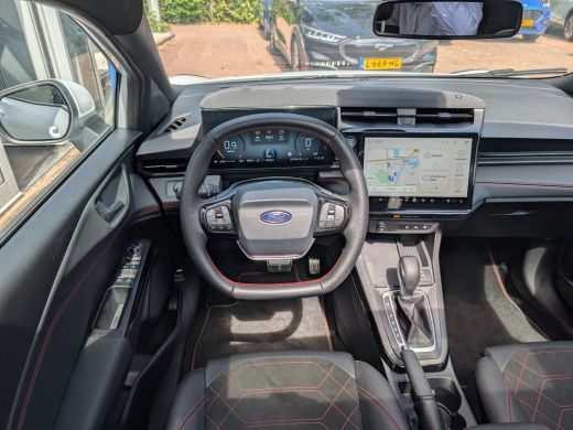 Ford Puma 1.0 EcoBoost 125pk Hybrid ST-Line X Automaat | Panoramadak | Voorruitverwarming | Carplay | Adap... ActivLease financial lease