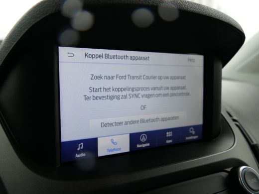 Ford Transit Courier 1.5 TDCI 100pk Limited | Navigatie | Trekhaak | Stoelverwarming | Verwarmde Voorruit | Lichtmetal... ActivLease financial lease