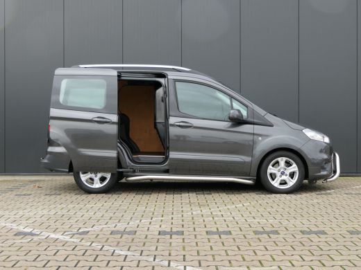 Ford Transit Courier 1.5 TDCI 100pk Limited | Navigatie | Trekhaak | Stoelverwarming | Verwarmde Voorruit | Lichtmetal... ActivLease financial lease