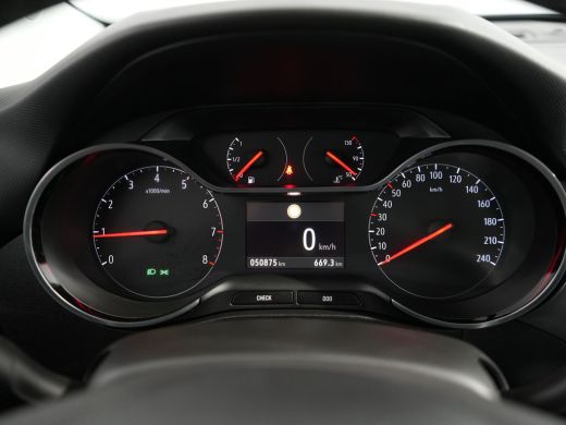 Opel Crossland Opel 1.2 Ultimate MANUAL | Metaalkleur | Parkeersensor voor en achter | Navigatiesysteem | Elektr... ActivLease financial lease