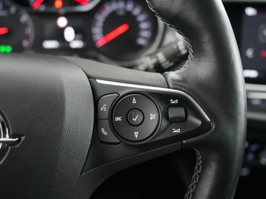 Opel Crossland Opel 1.2 Ultimate MANUAL | Metaalkleur | Parkeersensor voor en achter | Navigatiesysteem | Elektr... ActivLease financial lease