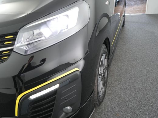 Opel Vivaro Opel 2.0 CDTI L2H1 180pk Irmscher Sport | 360 graden parkeersensoren | Bi-Xenon lampen | Lederen ... ActivLease financial lease
