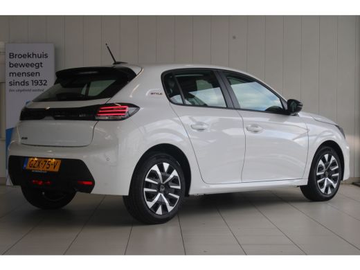 Peugeot 208 Peugeot 75-PK Style PARKEERSENSOREN | AIRCO | CRUISE | LED KOPLAMPEN | CARPLAY ActivLease financial lease