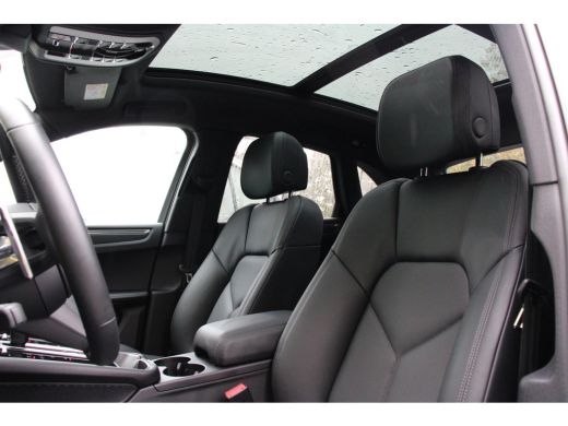 Porsche Macan 2.0 T | SPORTCHRONO | 21" 911 TURBO DESIGN VELGEN | LEDER | MEMORY SEATS | STOELVERWARMING | APPL... ActivLease financial lease
