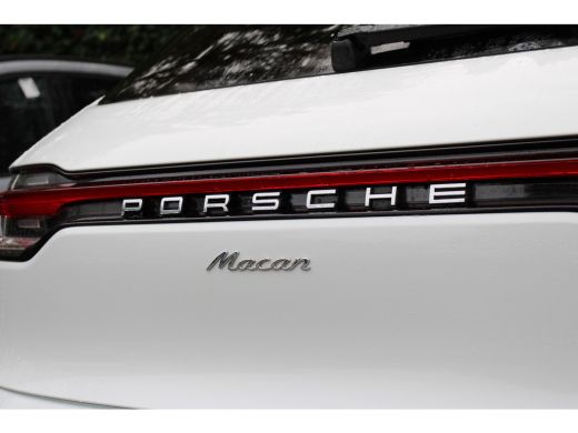 Porsche Macan 2.0 T | SPORTCHRONO | 21" 911 TURBO DESIGN VELGEN | LEDER | MEMORY SEATS | STOELVERWARMING | APPL... ActivLease financial lease