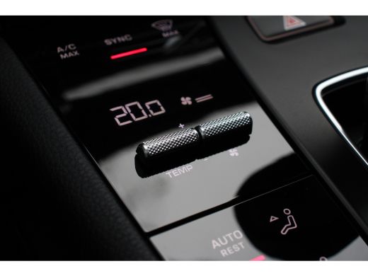 Porsche Macan 2.0 T | SPORTCHRONO | 21" 911 TURBO DESIGN VELGEN | LEDER | MEMORY SEATS | STOELVERWARMING | APPL... ActivLease financial lease