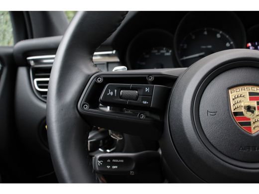 Porsche Macan 2.0 T | SPORTCHRONO | 21" 911 TURBO DESIGN VELGEN | LEDER | MEMORY SEATS | STOELVERWARMING | APPL... ActivLease financial lease