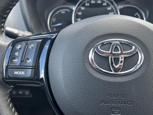 Toyota Yaris 1.5 Hybrid Active | Startknop | Climate control | Bluetooth | Lederen stuurwiel | ActivLease financial lease