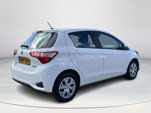Toyota Yaris 1.5 Hybrid Active | Startknop | Climate control | Bluetooth | Lederen stuurwiel | ActivLease financial lease