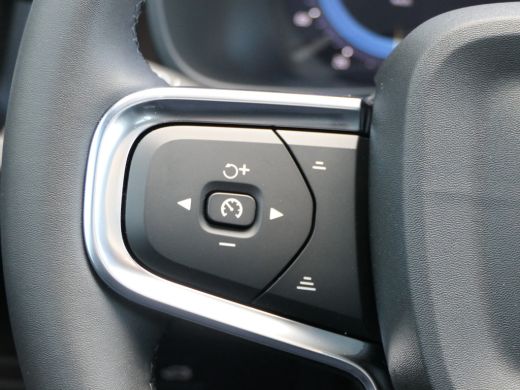 Volvo  C40 Recharge Twin Ultimate 408 pk | Panoramadak l 360 graden camera l AWD l Elek.stoelen | Harman/Kar... ActivLease financial lease