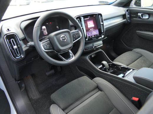 Volvo  C40 Recharge Twin Ultimate 408 pk | Panoramadak l 360 graden camera l AWD l Elek.stoelen | Harman/Kar... ActivLease financial lease