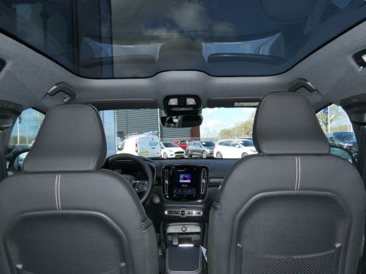 Volvo  C40 Recharge Twin Ultimate 408 pk | Panoramadak l 360 graden camera l AWD l Elek.stoelen | Harman/Kar... ActivLease financial lease