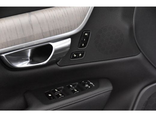 Volvo  S90 2.0 T8 AWD Momentum Recharge *1ste Eigenaar*Full Options* ActivLease financial lease