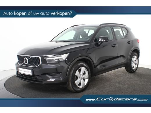 Volvo XC40 1.5 T2 Momentum *1ste Eigenaar*Navigatie*Carplay*PDC* Volvo XC40 1.5 T2 Momentum *1ste Eigenaar*Navigatie*Carplay*PDC*