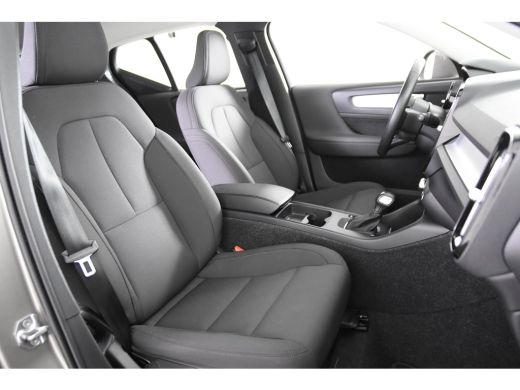 Volvo  XC40 1.5 T3 Momentum Pro *1ste Eigenaar*Standkachel*Keyless* ActivLease financial lease