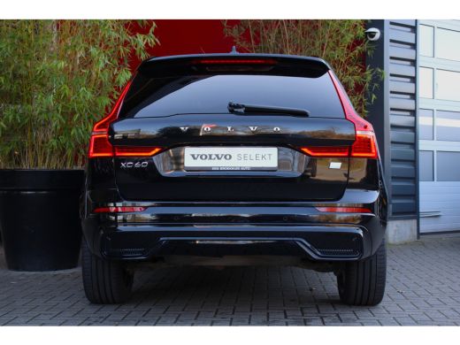 Volvo  XC60 Volvo 2.0 T6 Plug-in hybrid AWD R-Design | MY22! | Schuifdak | Pilot Assist | Stuur/stoelverwarmi... ActivLease financial lease