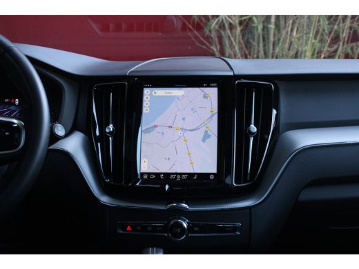 Volvo  XC60 Volvo 2.0 T6 Plug-in hybrid AWD R-Design | MY22! | Schuifdak | Pilot Assist | Stuur/stoelverwarmi... ActivLease financial lease