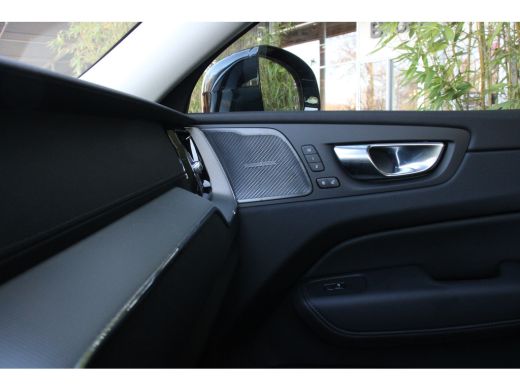 Volvo  XC60 Volvo 2.0 T6 Plug-in hybrid AWD Ultra Bright | 360º Camera | Cruise control adaptief met Stop&Go ... ActivLease financial lease
