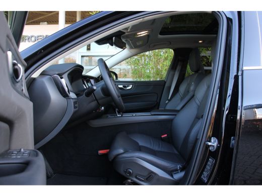 Volvo  XC60 Volvo 2.0 T6 Plug-in hybrid AWD Ultra Bright | 360º Camera | Cruise control adaptief met Stop&Go ... ActivLease financial lease