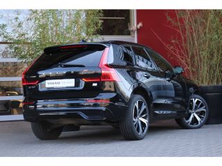 Volvo  XC60 Volvo 2.0 T6 Plug-in hybrid AWD R-Design | MY22! | Schuifdak | Pilot Assist | Stuur/stoelverwarmi...