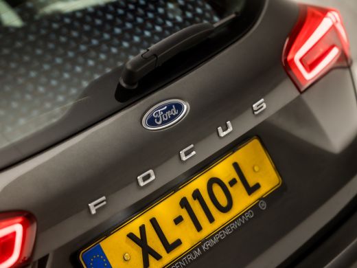 Ford FOCUS Wagon 1.0 EcoBoost Titanium Automaat (APPLE CARPLAY, GROOT NAVI, CLIMATE, TREKHAAK, SPORTSTOELEN, PARKE... ActivLease financial lease