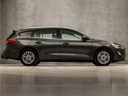 Ford FOCUS Wagon 1.0 EcoBoost Titanium Automaat (APPLE CARPLAY, GROOT NAVI, CLIMATE, TREKHAAK, SPORTSTOELEN, PARKE... ActivLease financial lease