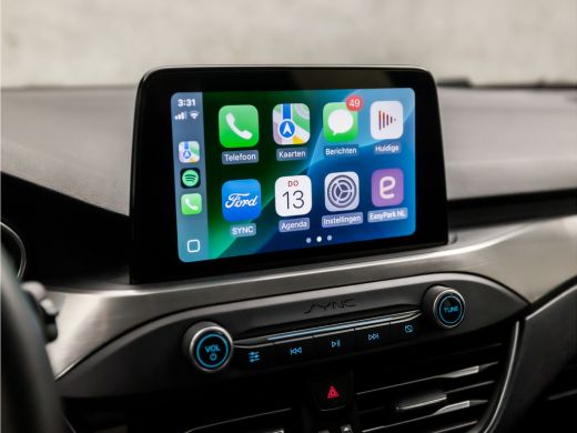 Ford FOCUS Wagon 1.0 EcoBoost Titanium Automaat (APPLE CARPLAY, GROOT NAVI, CLIMATE, TREKHAAK, SPORTSTOELEN, PARKE... ActivLease financial lease