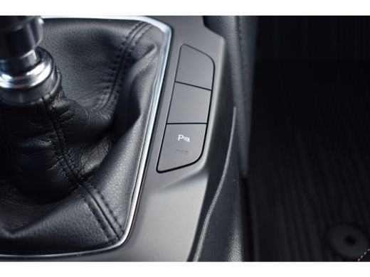 Ford FOCUS Wagon 1.5 EcoBoost Titanium Business | 150 Pk | Trekhaak | Stuur- en Stoelverw. ActivLease financial lease