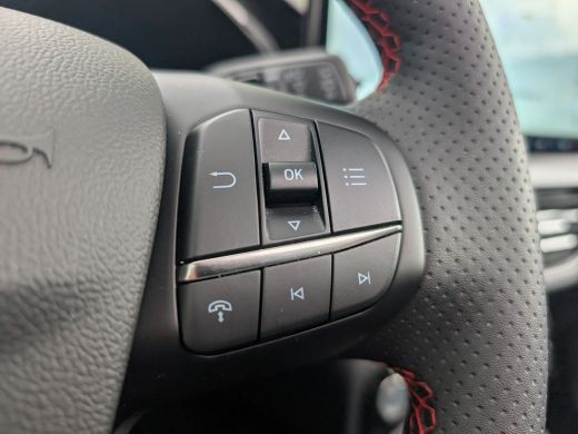 Ford Kuga 2.5 PHEV 243pk ST-Line | Panoramadak | Carplay | Winterpack | Trekhaak (2.100kg Trekgewicht) ActivLease financial lease
