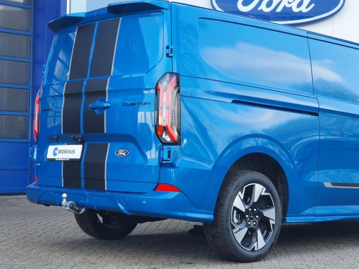 Ford Transit Custom Ford 320 2.5 PHEV L2H1 Sport | Incl. BPM | Driver Assistance Pack | Adaptieve LED | Inklapbare Tr... ActivLease financial lease