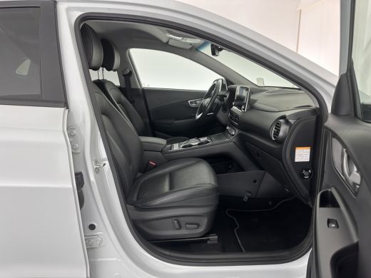 Hyundai KONA EV Premium 64 kWh (INCL-BTW) *FULL-LEATHER | HEAD-UP | FULL-LED | NAVI-FULLMAP | DAB | ADAPTIVE-C... ActivLease financial lease
