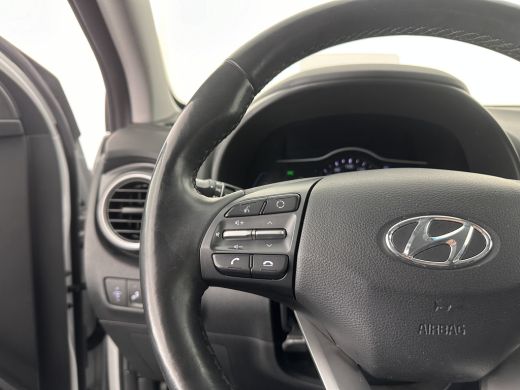 Hyundai KONA EV Premium 64 kWh (INCL-BTW) *FULL-LEATHER | HEAD-UP | FULL-LED | NAVI-FULLMAP | DAB | ADAPTIVE-C... ActivLease financial lease