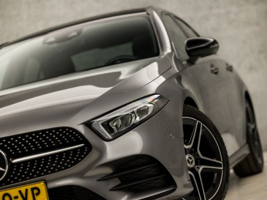 Mercedes A-Klasse 180 AMG Sport Automaat (SCHUIFDAK, 1e EIGENAAR, APPLE CARPLAY, GROOT NAVI, WIDE SCREEN, LEDER/ALC... ActivLease financial lease