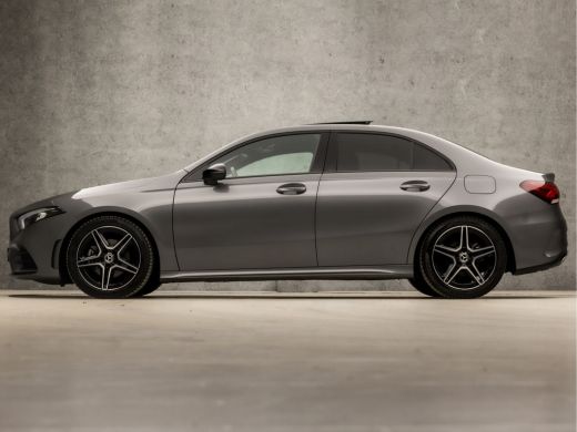 Mercedes A-Klasse 180 AMG Sport Automaat (SCHUIFDAK, 1e EIGENAAR, APPLE CARPLAY, GROOT NAVI, WIDE SCREEN, LEDER/ALC... ActivLease financial lease