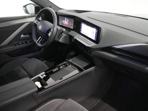 Opel Astra Sports Tourer Sports Tourer 1.6 PHEV Level 4 AUTOMATIC | LED koplampen | Lichtmetalen velgen 17" ... ActivLease financial lease