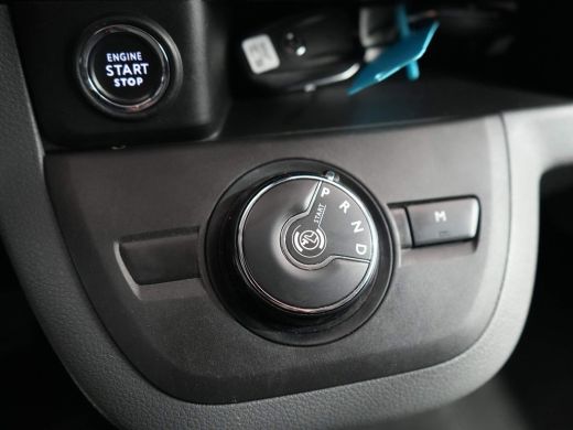 Opel Vivaro 2.0 CDTI L3H1 180pk Automaat | Trekhaak | Climate Control | Camera | Parkeersensoren achter | App... ActivLease financial lease