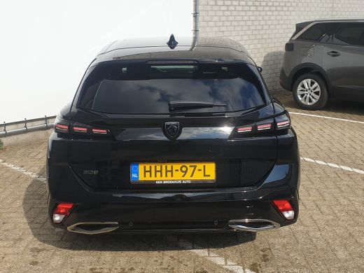 Peugeot 308 SW 1.2 Hybrid 136 e-DCS6 Allure | Achteruitrijcamera | Cruise control adaptief met Stop&Go | Park... ActivLease financial lease
