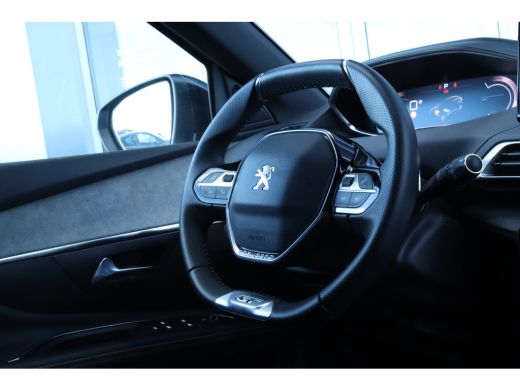 Peugeot 5008 Peugeot 1.2 Hybrid GT | 7-zits | 360' Camera | Adaptieve Cruise | Keyless |  Navi | Carplay ActivLease financial lease
