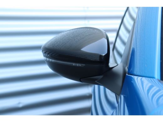 Peugeot e-208 Peugeot EV 136PK GT PACK AUTOMAAT / NAVI / LEDER / CLIMA / PDC / 17" LMV / CAMERA / KEYLESS / WIN... ActivLease financial lease