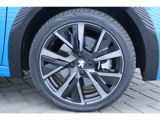 Peugeot e-208 Peugeot EV 136PK GT PACK AUTOMAAT / NAVI / LEDER / CLIMA / PDC / 17" LMV / CAMERA / KEYLESS / WIN... ActivLease financial lease