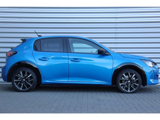 Peugeot e-208 Peugeot EV 136PK GT PACK AUTOMAAT / NAVI / LEDER / CLIMA / PDC / 17" LMV / CAMERA / KEYLESS / WIN... ActivLease financial lease