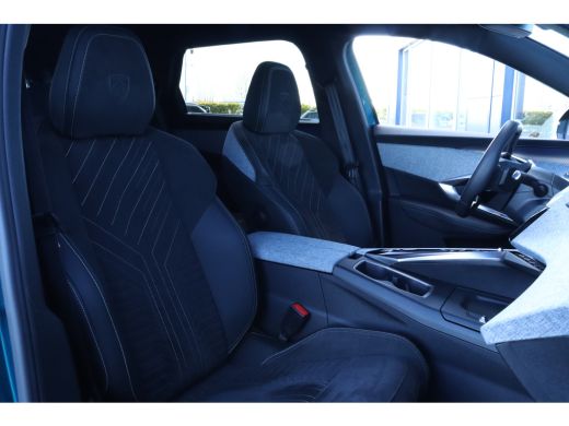 Peugeot E-5008 GT 73 kWh | 7-Zits | 360' Camera | Adaptieve Cruise | Matrix LED |  Stoel + Stuurverwarming | Alc... ActivLease financial lease