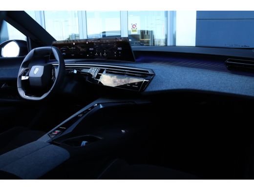 Peugeot E-5008 GT 73 kWh | 7-Zits | 360' Camera | Adaptieve Cruise | Matrix LED |  Stoel + Stuurverwarming | Alc... ActivLease financial lease