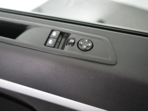 Peugeot Expert 2.0 BlueHDI 120 Long Asphalt Dubbele Cabine | Parkeersensoren voor + achter | Achteruitrijcamera ... ActivLease financial lease